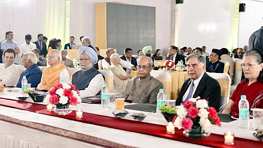 Photo courtesy: Twitter/@_ManmohanSingh