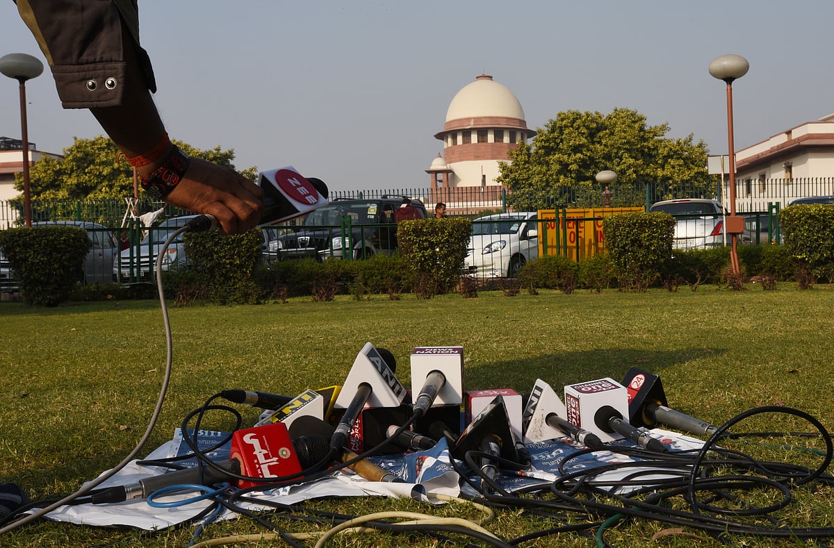 Karnataka: ‘Preposterous’ says SC to AG’s claim on anti-defection law