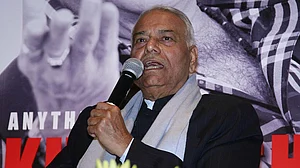 Yashwant Sinha wins kudos for letter asking BJP MPs to “speak up”
