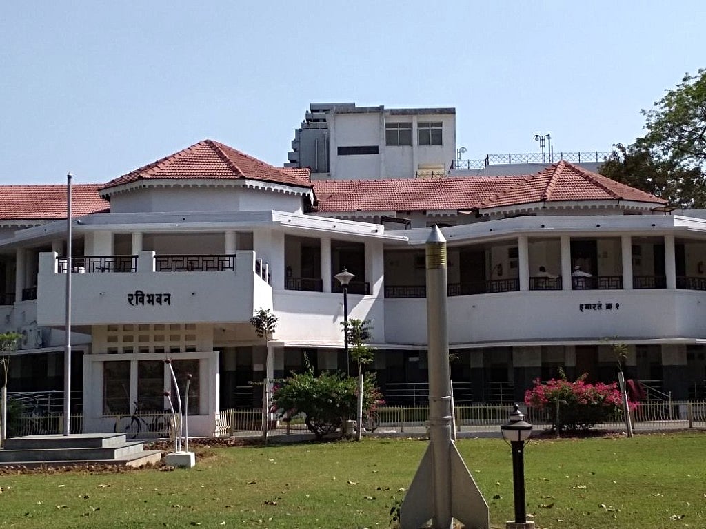 When Amit Shah, CBI lawyer and HC judge all stayed at Ravi Bhawan, Nagpur