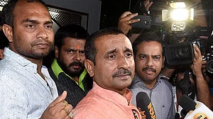 Unnao rape case: Govt orders CBI probe as erring BJP MLA creates midnight drama