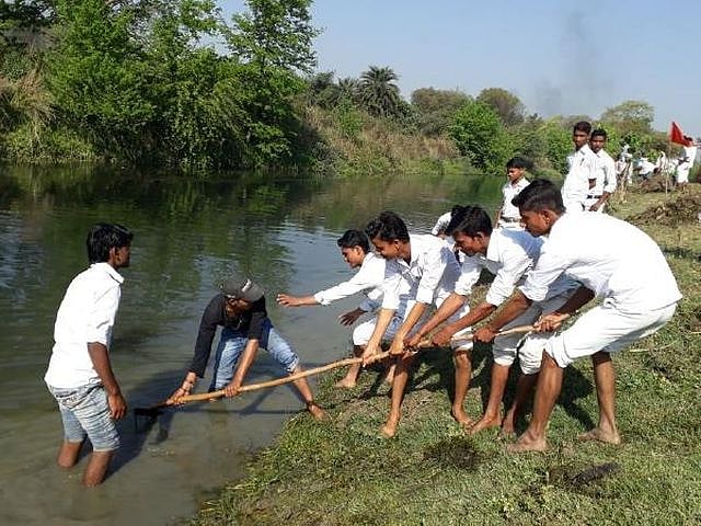 Mandir, Masjid, Gurudwara join hands to clean river in Uttar Pradesh