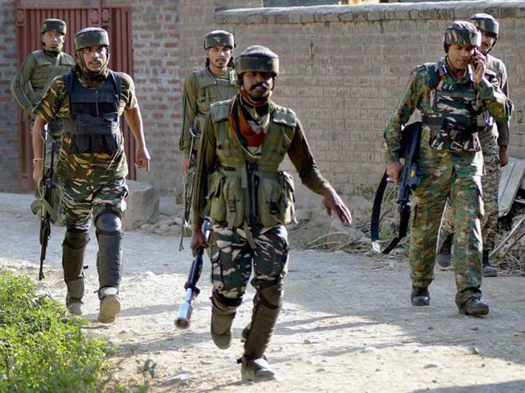 Four killed, 40 injured during Kashmir gunfight  