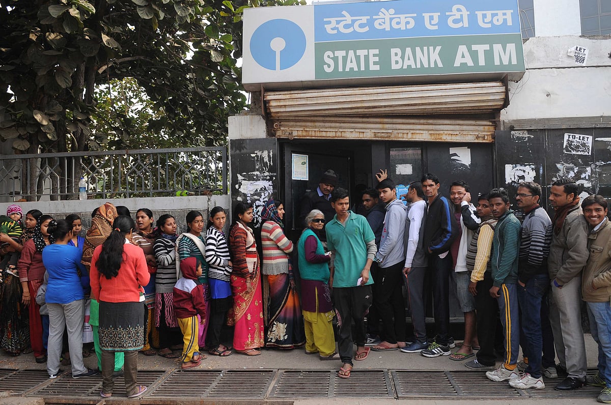 Cash crunch woes at banks and ATMs in Bihar