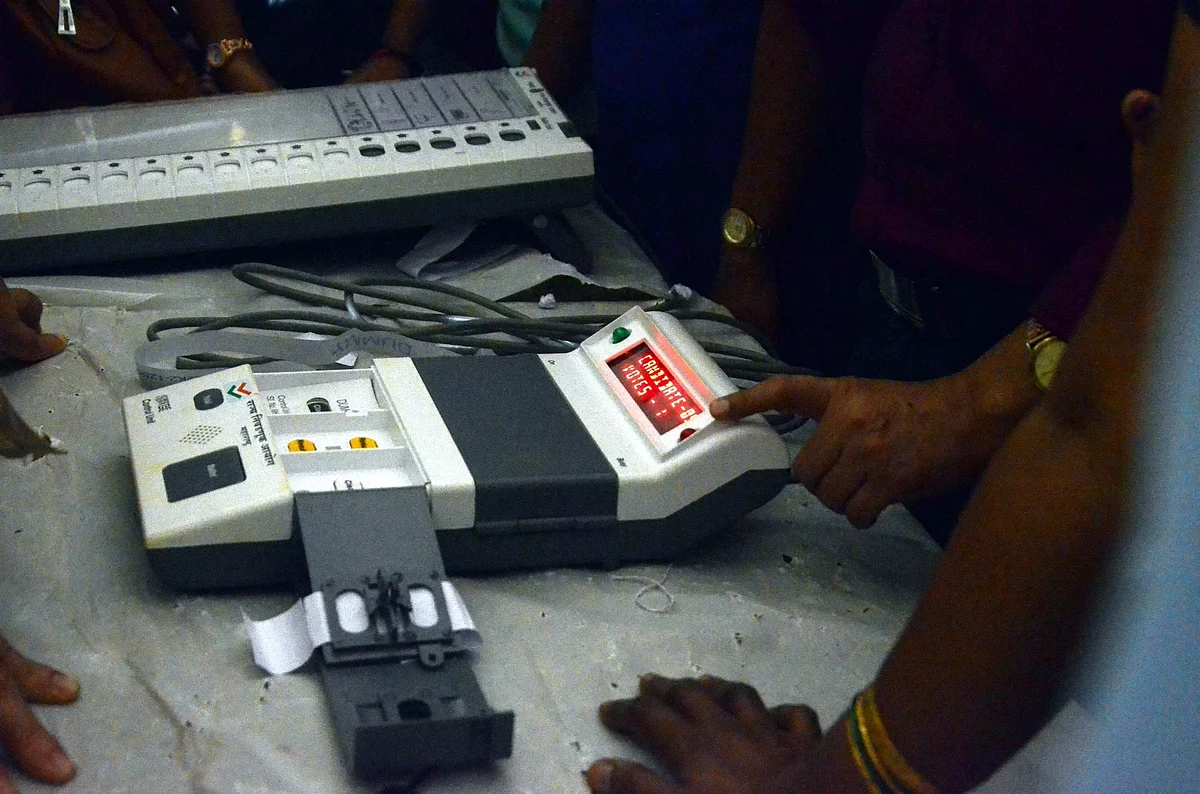 Huge discrepancy in EVMs supplied and deployed:  RTI replies