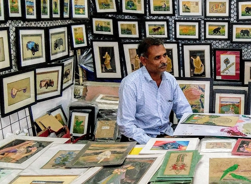 A life devoted to miniature paintings