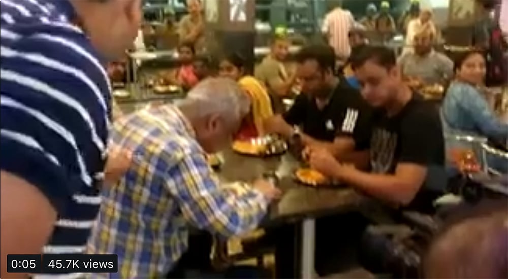 Watch: Aggressive Modi fans heckle TV journalist in Bengaluru eatery