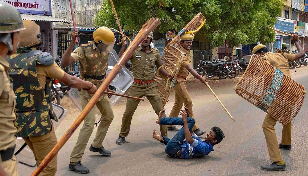 Thoothukudi under siege after another death in Sterlite protest