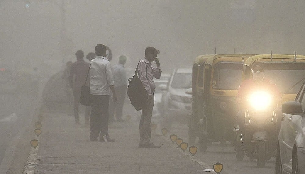 Delhi Govt closes schools, issues advisory on likely storm on May 8, Tuesday