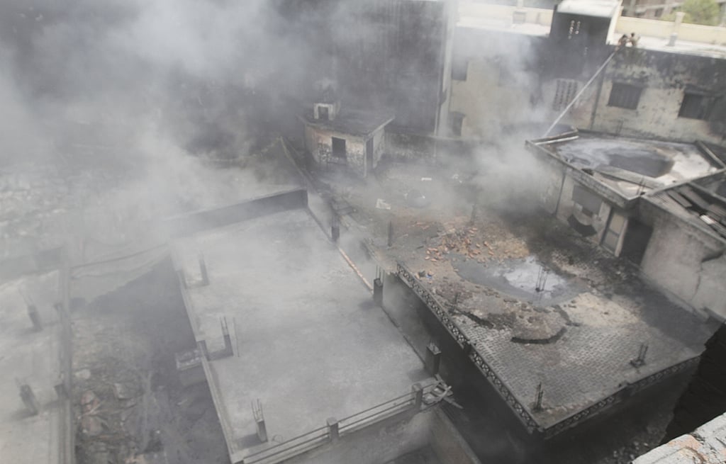 Malviya Nagar warehouse burns in deadly fire; AAP, BJP blame each other
