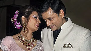 Shashi Tharoor charged with abetting Sunanda Pushkar’s suicide