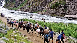 Amarnath Yatra suspended from Baltal route due to inclement weather