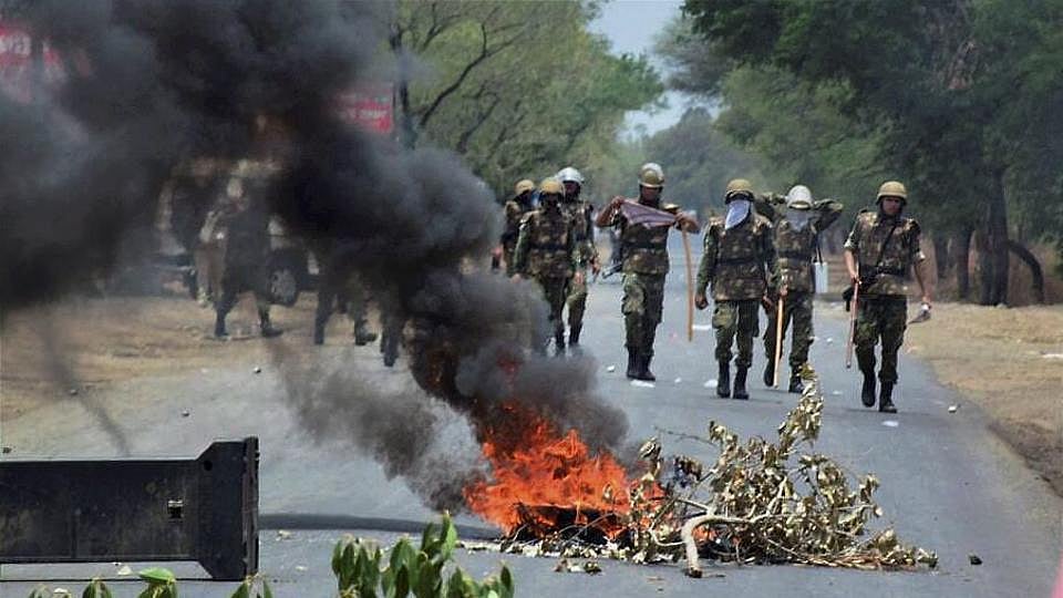 Mandsaur firing: Panel gives clean chit to cops, Opposition demands CBI probe 