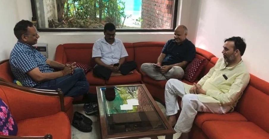 Delhi HC asks who authorised Kejriwal’s sit-in at LG’s office 