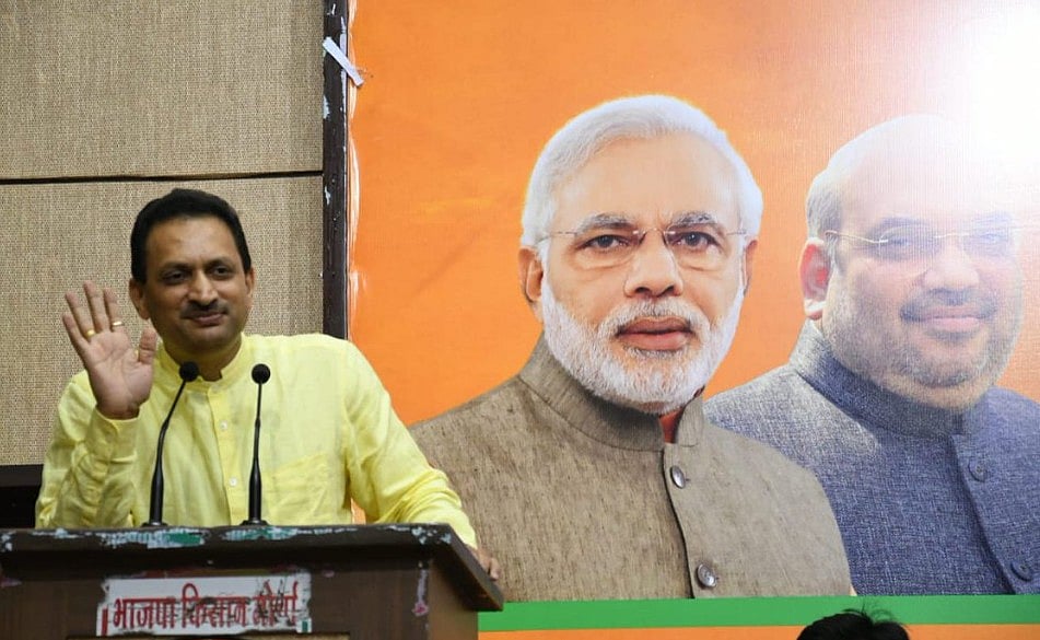 Twitter again mocks Union Minister Ananth Hegde