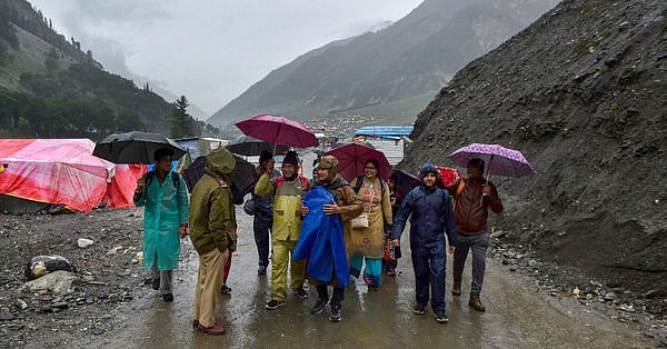 Amarnath Yatra remains suspended due to bad weather