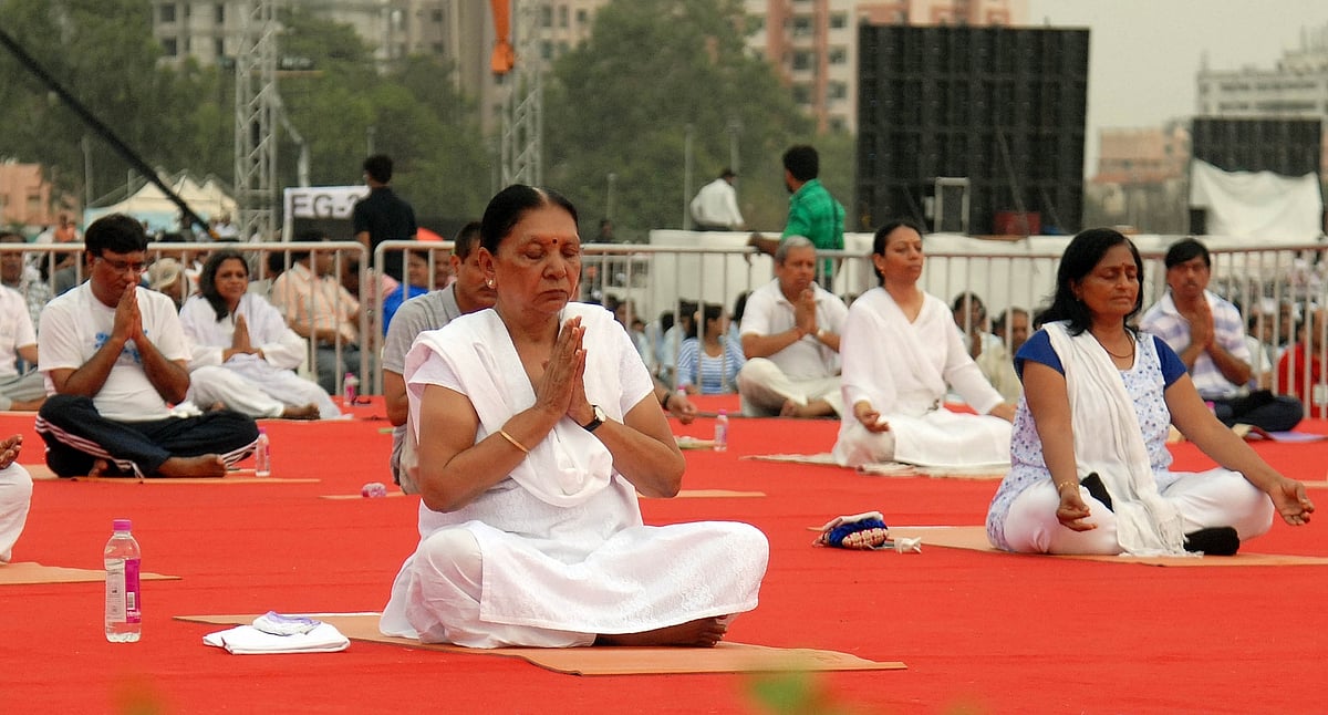 MP Governor issues orders to colleges for Yoga Day; Congress objects