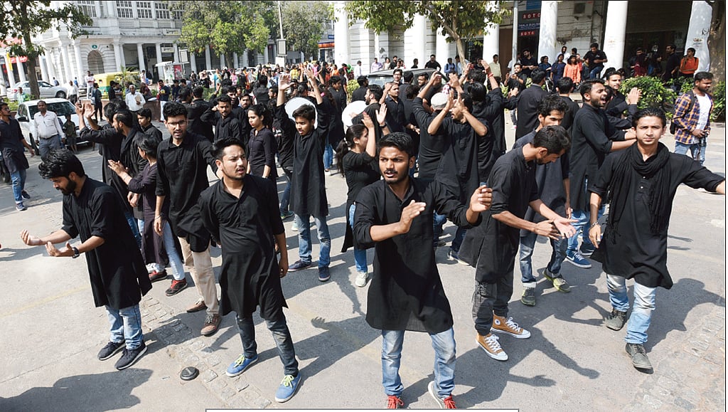 Can street theatre survive without the ‘left’?