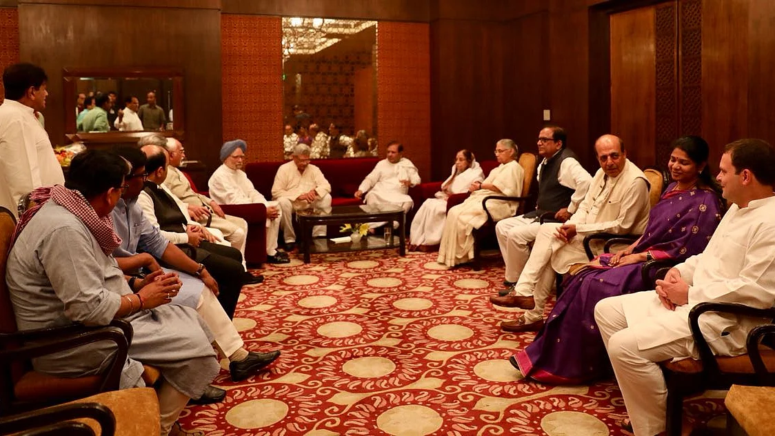 Live Updates: Opposition leaders arrive for Congress iftar party in Delhi