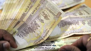 NABARD figures misleading: Gujarat DCCBs collected highest average banned notes