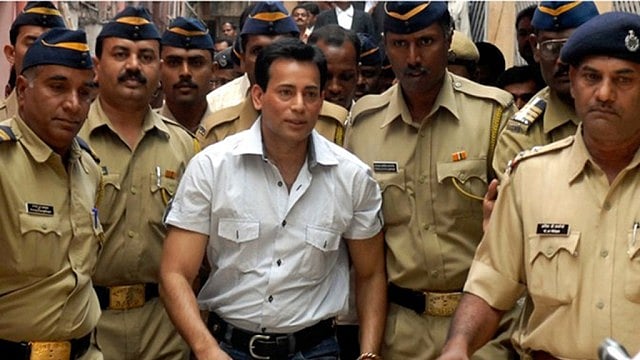 7 years of prison for Abu Salem in extortion case