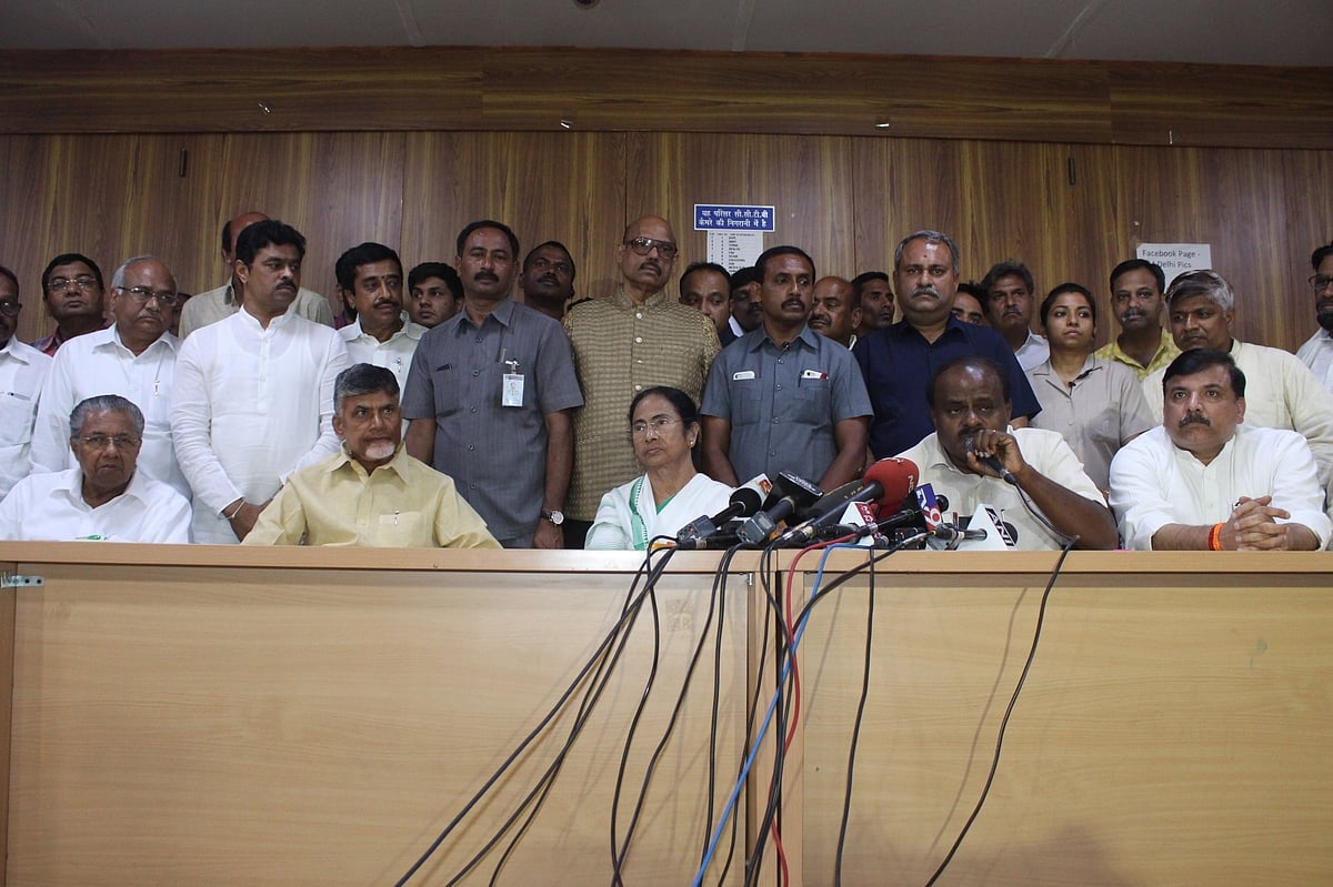 Kejriwal dharna: 4 CMs solidarity for AAP may overshadow NITI Aayog meet 
