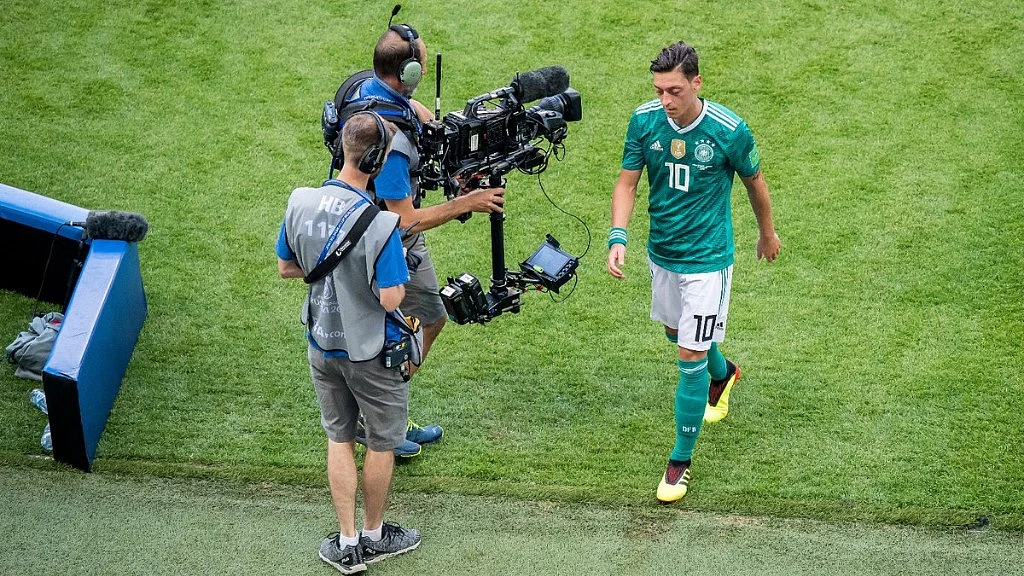 Twitter/@MesutOzil1088