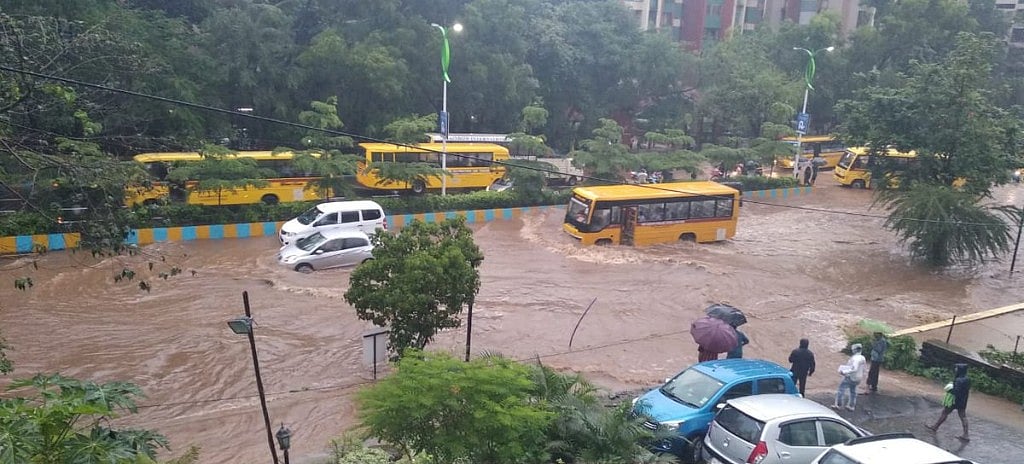 Heavy rains cripple Mumbai; many schools shut, trains delayed 