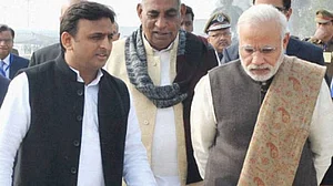 Akhilesh accuses PM Modi of stealing credit for Purvanchal Expressway project