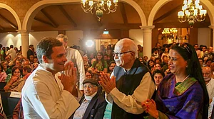 Rahul Gandhi: Fight political battles without hatred