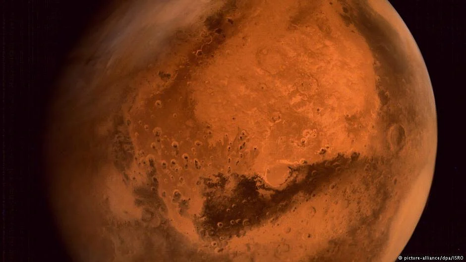 Underground lake of liquid water found on Mars