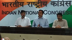 Sensing defeat in 2019, PM Modi has turned into Dhritarashtra, says Congress