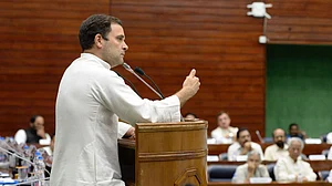 Yogi Govt created fear among Dalits, minorities, says Rahul to partymen