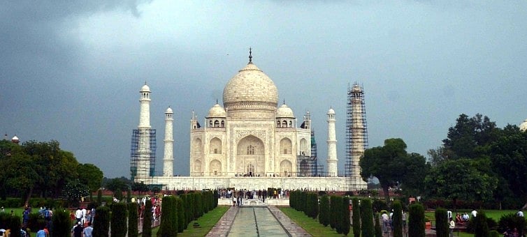 Visitors to pay ₹200 more to see main mausoleum at Taj Mahal