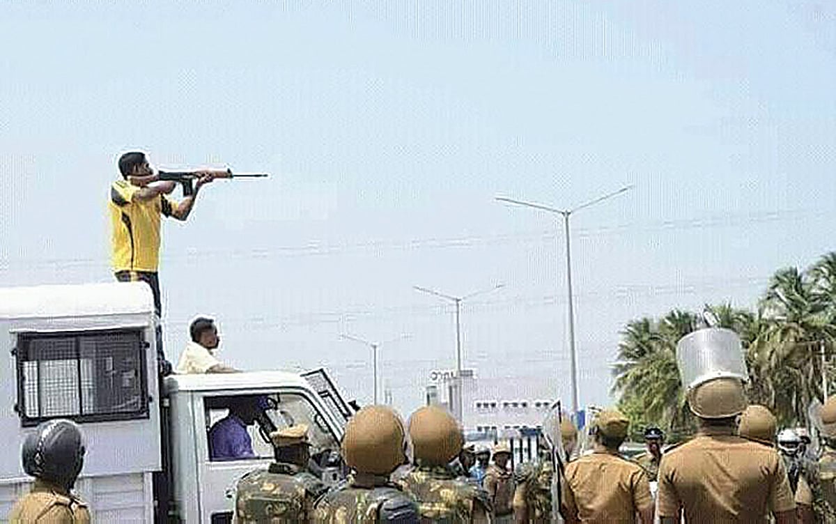 Collusion between Sterlite and Tamil Nadu government?      