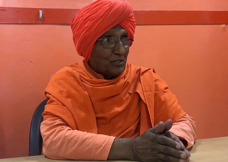 Swami Agnivesh assaulted again, this time outside BJP office in Delhi
