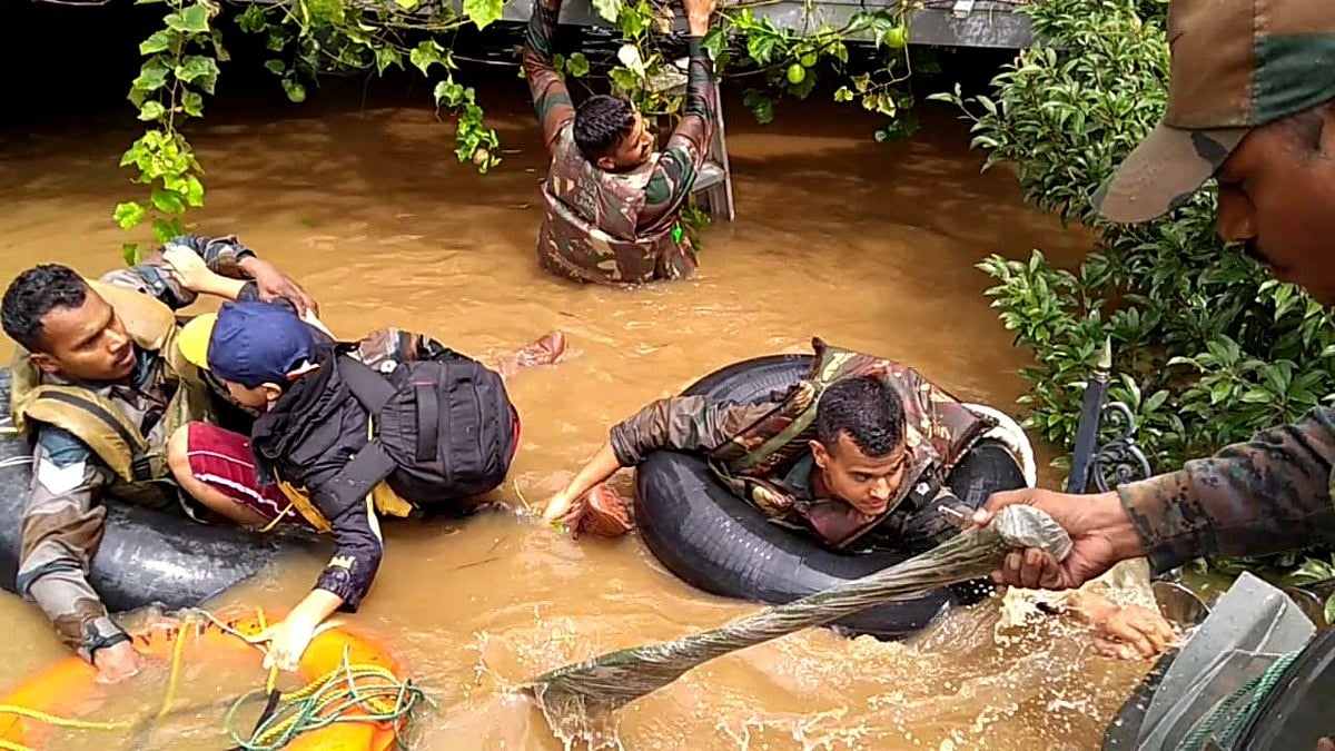 Congress: PM intends to use funds on self-promotion, not Kerala flood relief 