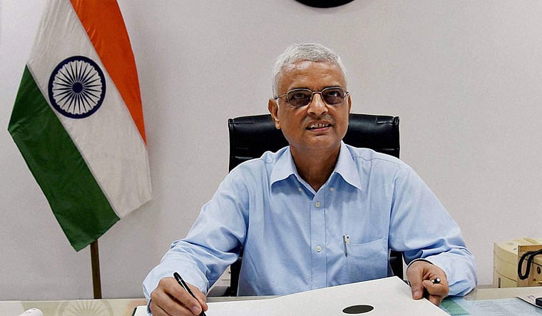 Election Commission should not allow simultaneous polls  