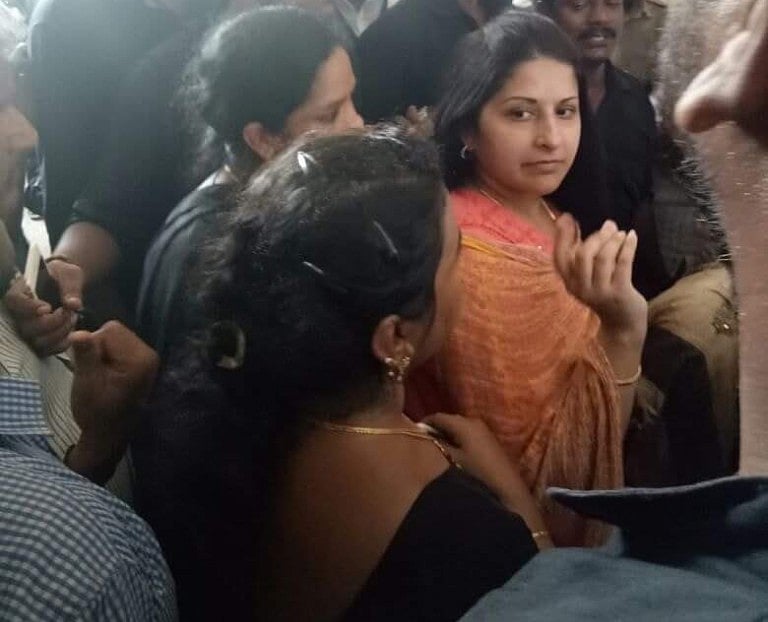 Live Updates: M Karunanidhi laid to rest on the Marina Beach