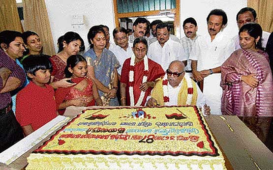 M Karunanidhi, DMK leader and former Tamil Nadu CM, dies aged 94
