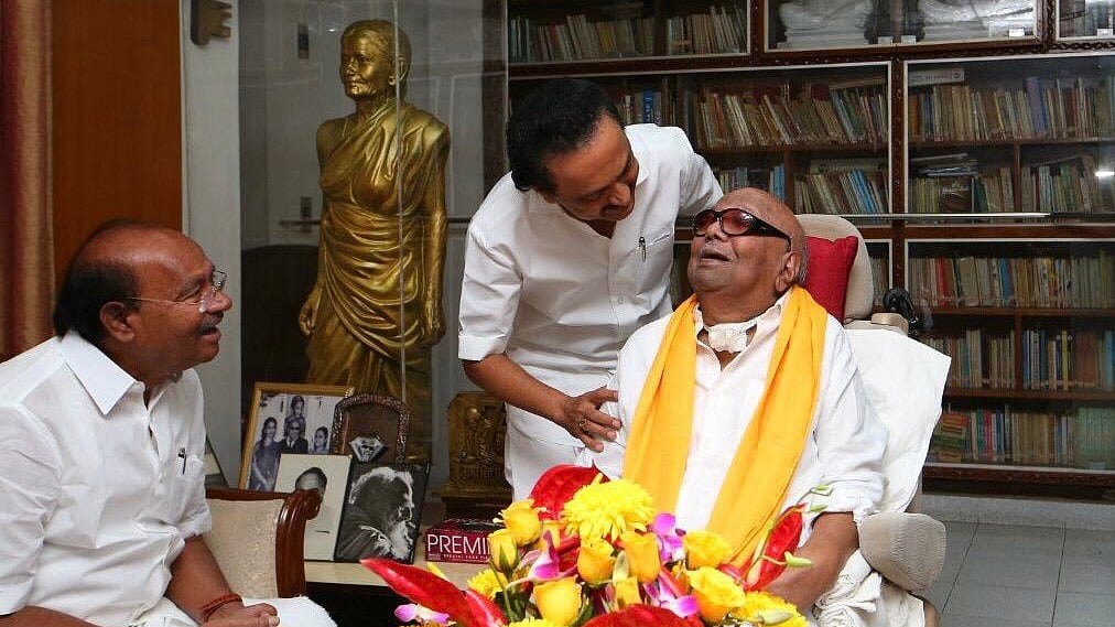 Twitter/@kalaignar89