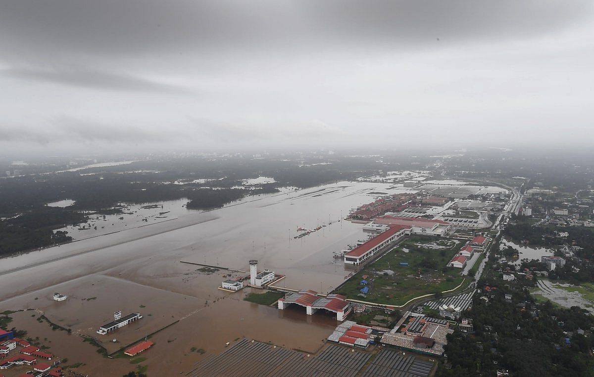 Kerala floods Live Updates: Kerala floods be declared “national calamity” demands Congress