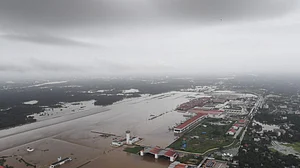 Kerala floods Live Updates: Kerala floods be declared “national calamity” demands Congress