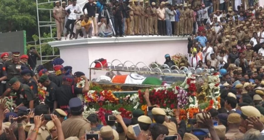 Live Updates: M Karunanidhi laid to rest on the Marina Beach