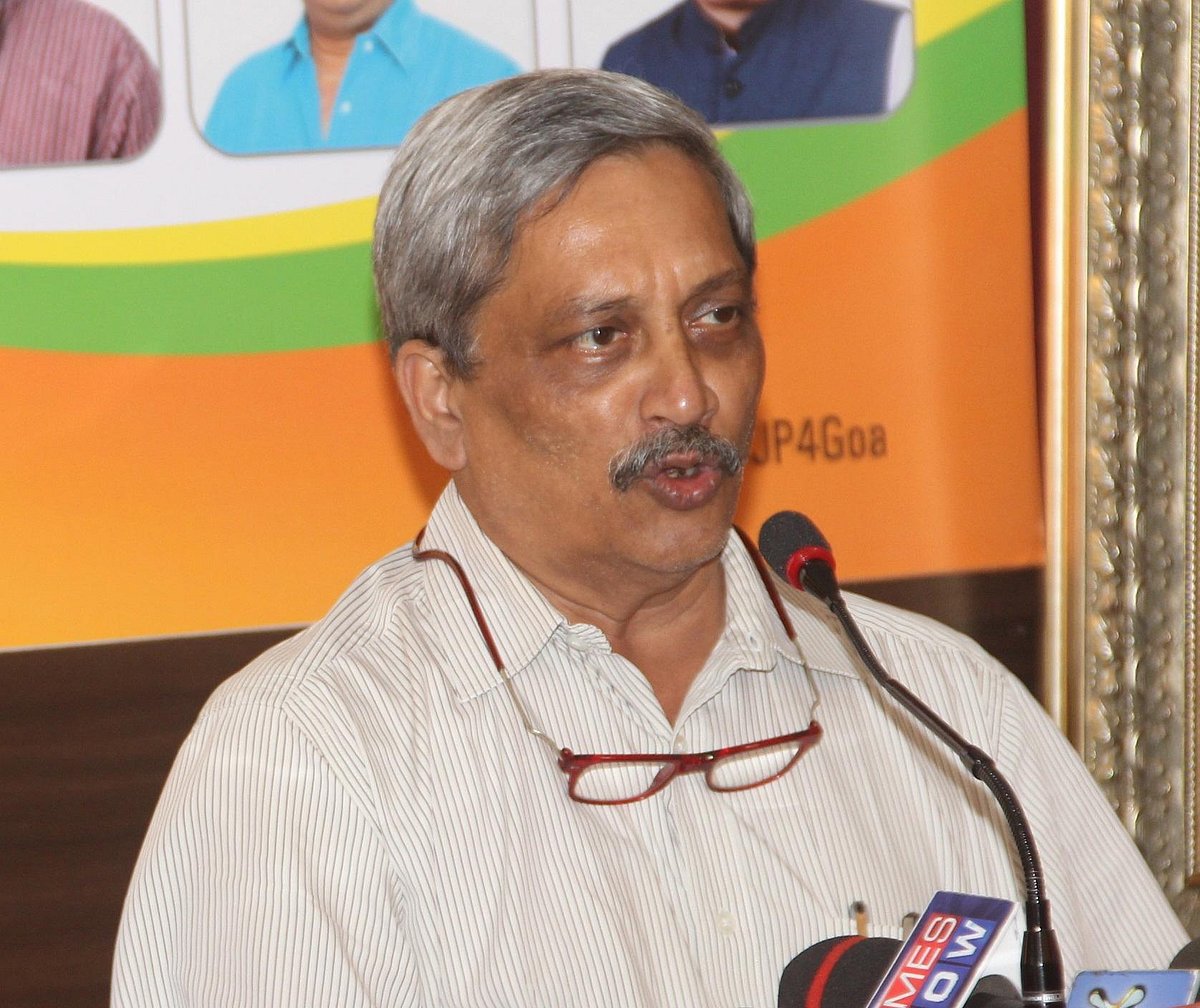 Goa CM Manohar Parrikar goes back to US for treatment 