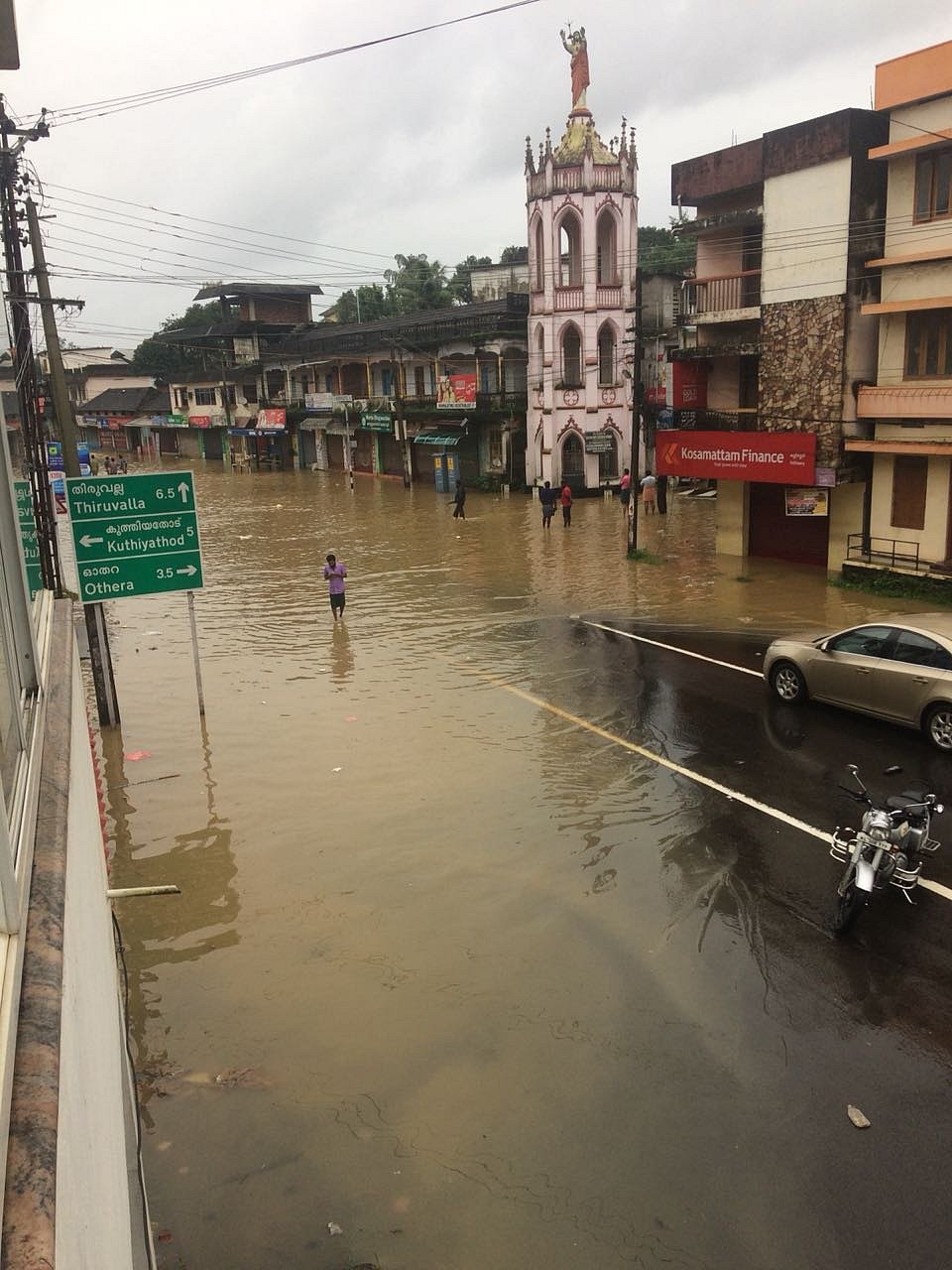 Kerala Floods Live: Situation dire; Kochi airport shut until August 26
