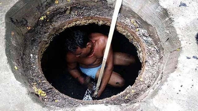 Eight  killed in sewer in 5 months in national capital, government silent