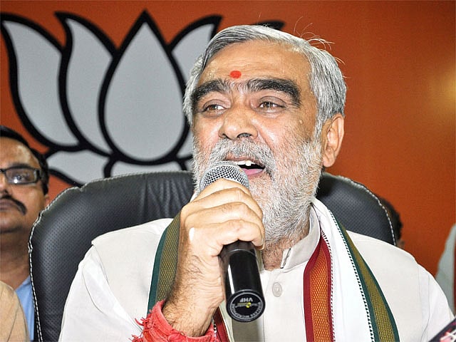 Union Minister Ashwini Choubey’s advice on Coronavirus: Absorb sunlight for 10-15 minutes 