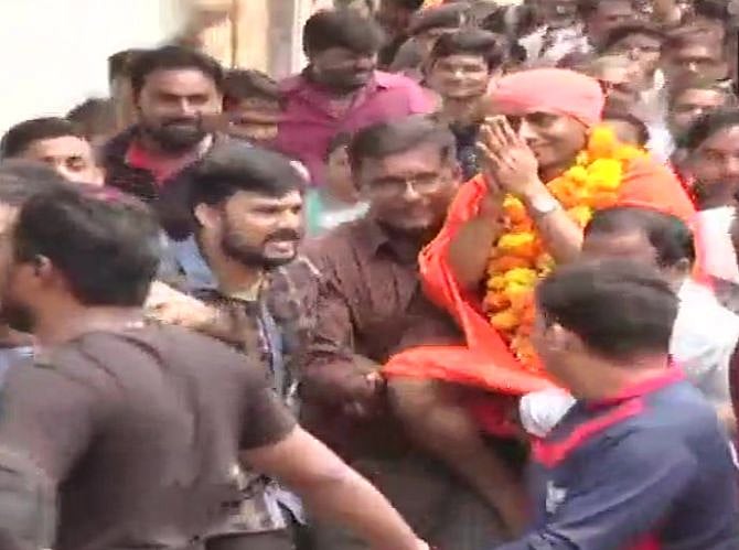 Gujarat: Ajmer blast convict on bail, gets grand welcome by  RSS and BJP