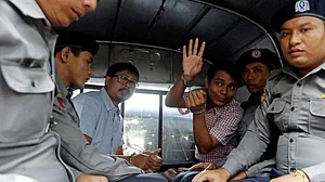 Editors Guild and activists slam imprisonment of 2 scribes in Myanmar